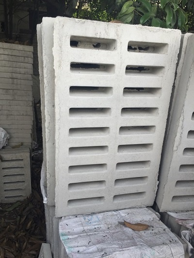 水泥雨水篦子圖片，水泥雨水篦子高清圖片，水泥雨水篦子成品圖片，水泥雨水口立篦子圖片，四孔水泥雨水篦子圖片