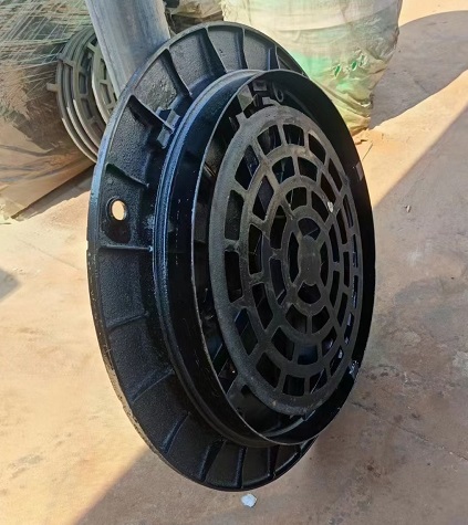 700重型球墨鑄鐵井蓋——高強(qiáng)度、高耐用的理想選擇