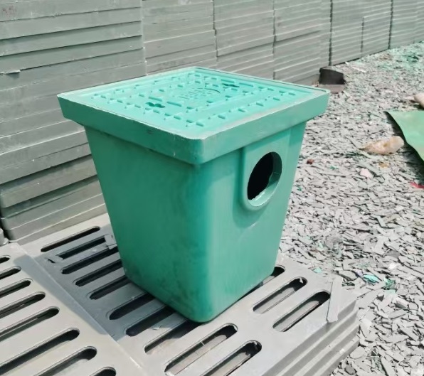 玻璃鋼井蓋套什么定額，玻璃鋼井蓋定額，玻璃鋼井蓋